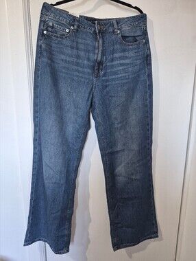 AERO High-Rise Wide Leg Flare Jeans in Medium Blue